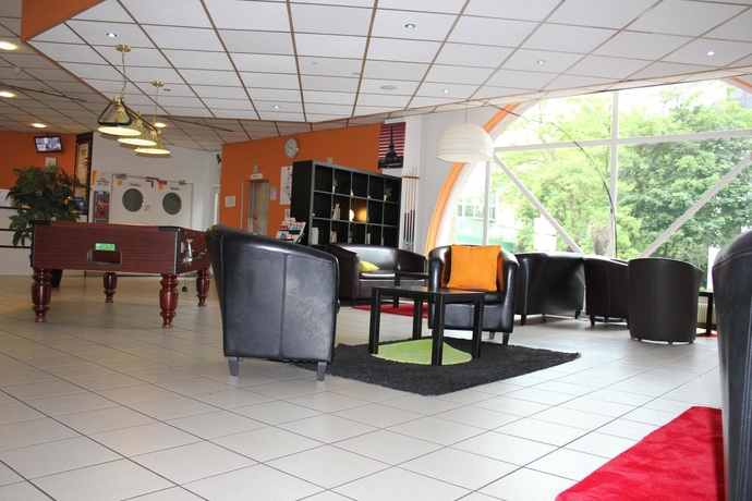 Imagen de los interiores del Hotel f1 Cergy. Foto 10