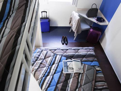 Imagen de la habitación del Hotel f1 Cholet. Foto 3