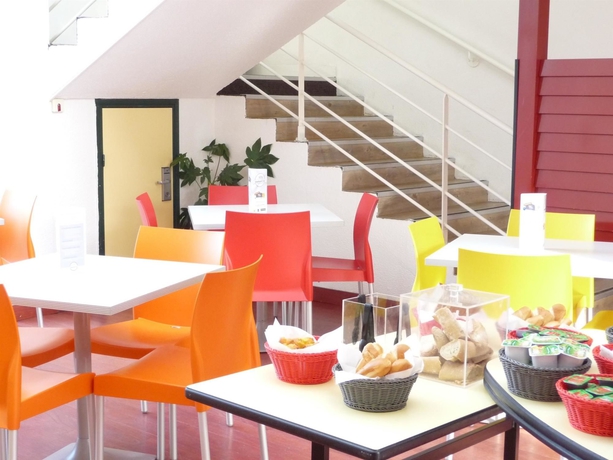 Imagen del bar/restaurante del Hotel f1 Maurepas. Foto 4