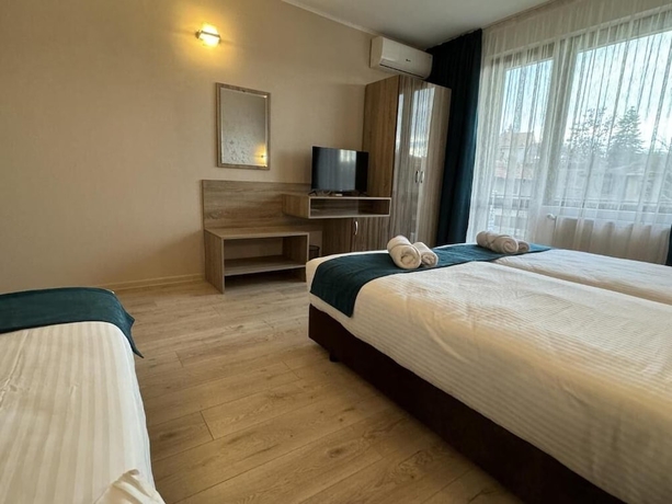 Imagen de la habitación del Hotel family hotel BONJOUR. Foto 1
