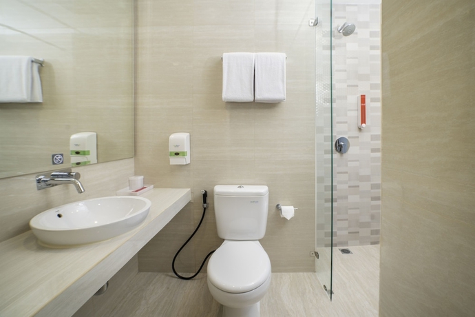 Imagen de la habitación del Hotel favehotel Bitung. Foto 5