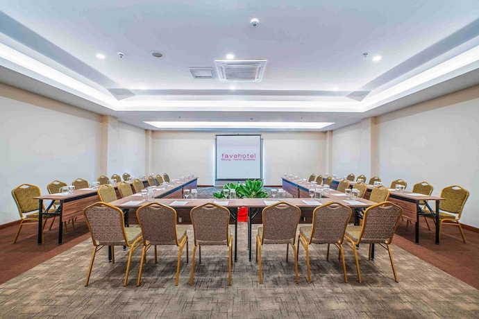 Imagen de los interiores del Hotel favehotel Bitung. Foto 15