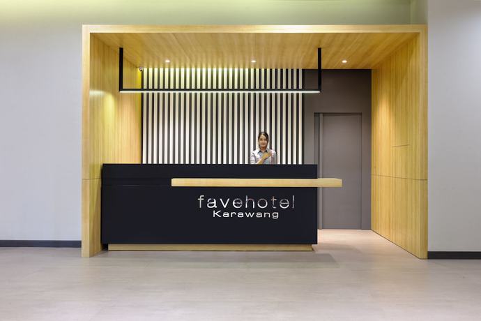 Imagen de los interiores del Hotel favehotel Karawang. Foto 19