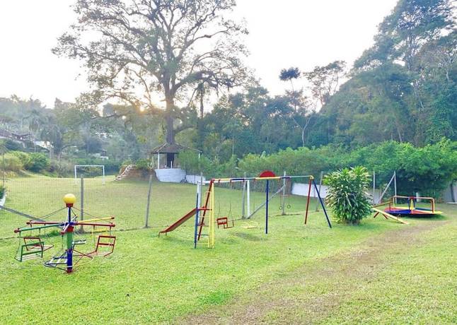 Imagen de la piscina del Hotel fazenda jequitib&aacute;. Foto 12