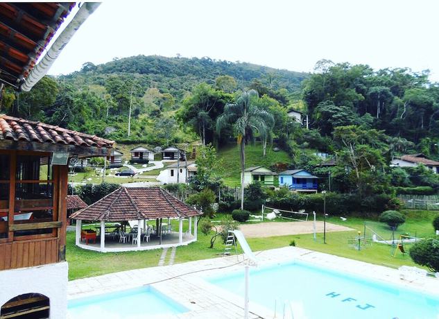 Imagen de la piscina del Hotel fazenda jequitib&aacute;. Foto 14