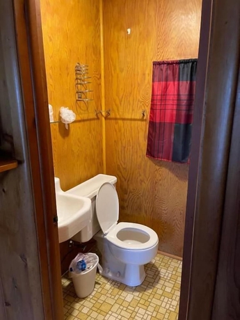 Imagen de la habitación del Hotel firehouse inn. Foto 12