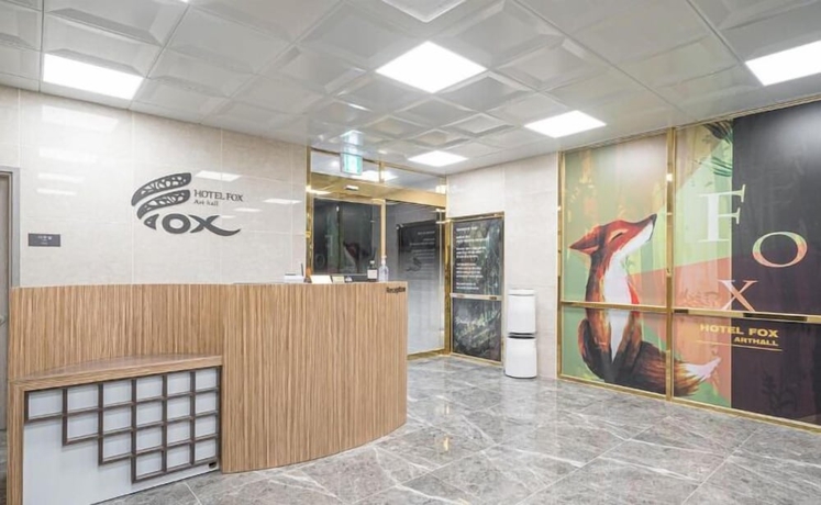 Imagen de los interiores del Hotel fox arthall. Foto 15