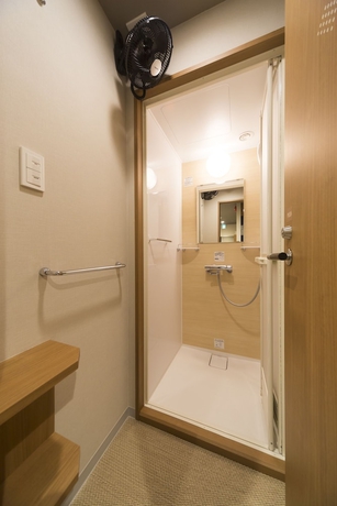 Imagen de la habitación del Hotel global cabin Tokyo Suidobashi, Bunkyo-Ku. Foto 7