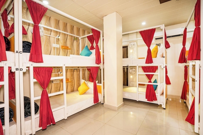 Imagen de la habitación del Hotel goSTOPS Amritsar Chatiwind Gate. Foto 7