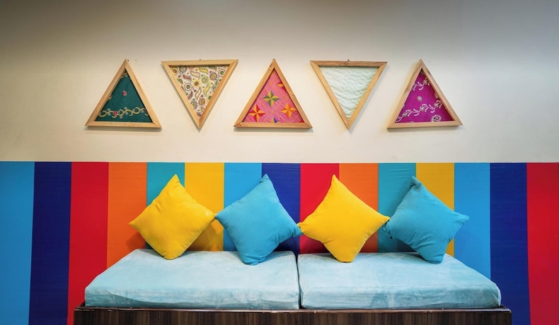 Imagen de los interiores del Hotel goSTOPS Amritsar Chatiwind Gate. Foto 16