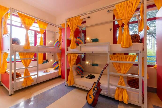 Imagen general del Hotel goSTOPS Kasar Devi - Hostel. Foto 4