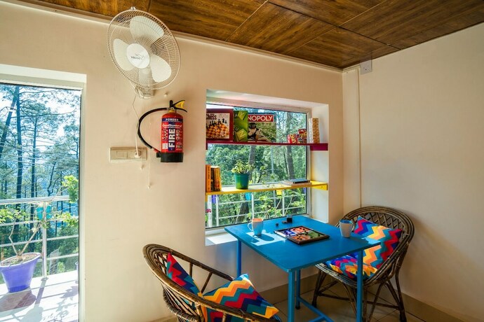 Imagen general del Hotel goSTOPS Kasar Devi - Hostel. Foto 8