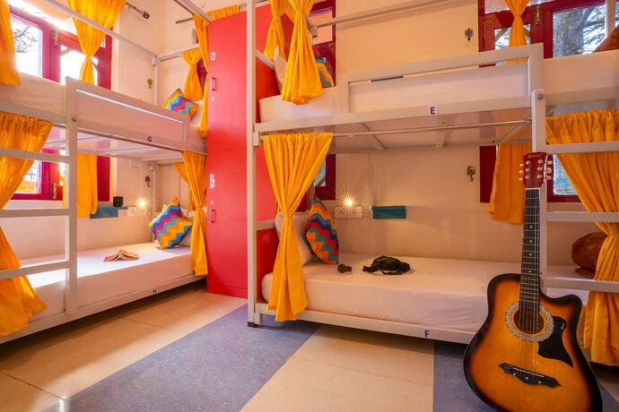 Imagen general del Hotel goSTOPS Kasar Devi - Hostel. Foto 16