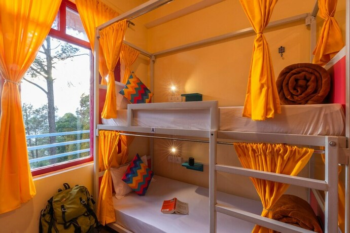 Imagen general del Hotel goSTOPS Kasar Devi - Hostel. Foto 20