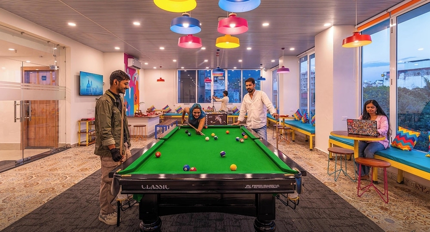 Imagen de los interiores del Hotel goSTOPS Katra. Foto 8