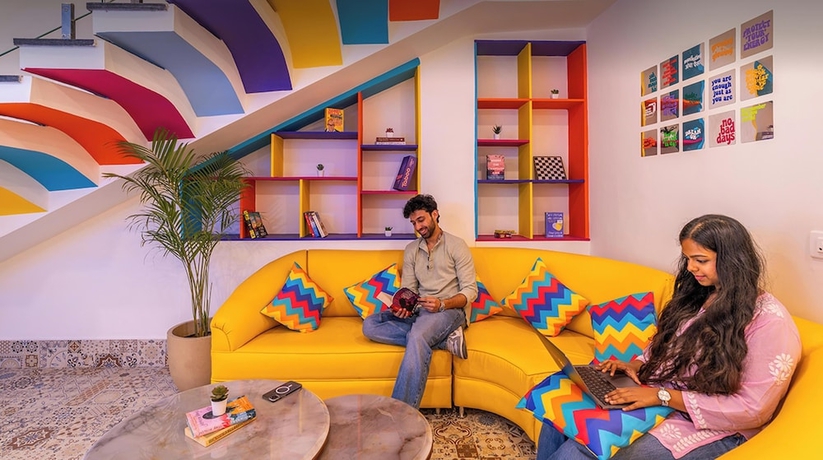 Imagen de los interiores del Hotel goSTOPS Katra. Foto 14