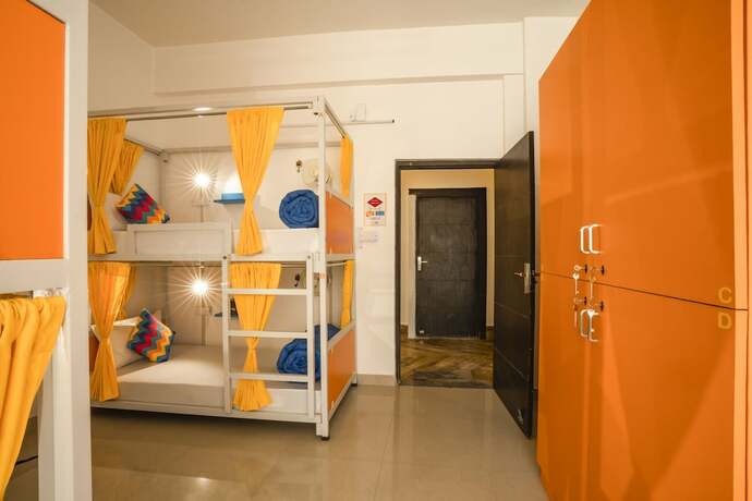 Imagen general del Hotel goSTOPS Rishikesh Lakshman Jhula - Hostel. Foto 3