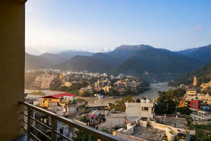 Imagen general del Hotel goSTOPS Rishikesh Lakshman Jhula - Hostel. Foto 13
