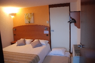 Imagen de la habitación del Hotel greet Belleville en Beaujolais A6. Foto 10