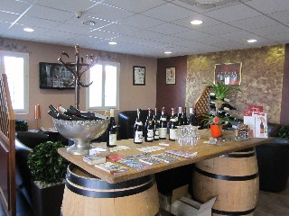 Imagen del bar/restaurante del Hotel greet Belleville en Beaujolais A6. Foto 7