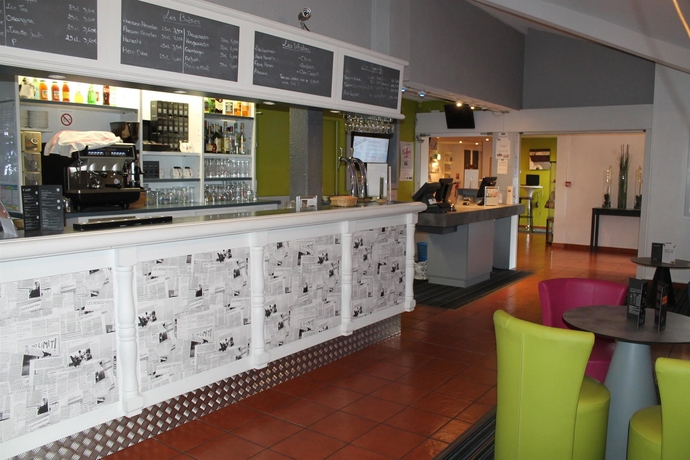 Imagen del bar/restaurante del Hotel greet Dijon Sud Longvic. Foto 6