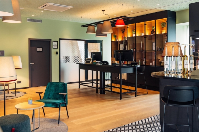 Imagen de los interiores del Hotel harry\'s home hotel and apartments. Foto 16