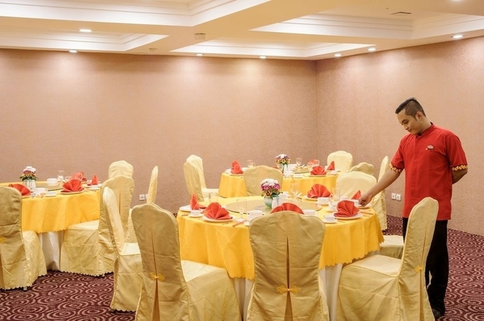 Imagen de los interiores del Hotel @hom Kudus By Horison Group. Foto 18