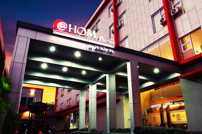 Imagen general del Hotel @hom Premiere Cilacap - Chse Certified. Foto 1