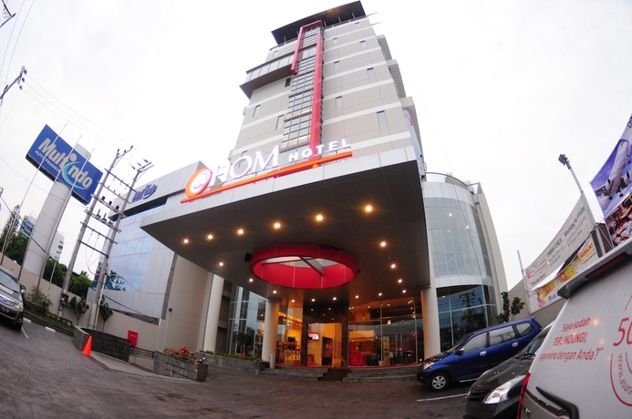Imagen general del Hotel @hom Simpang Lima Semarang. Foto 1