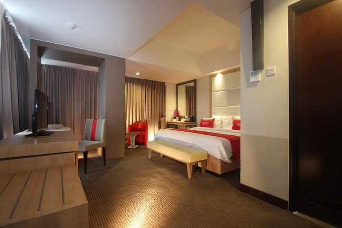 Imagen de la habitación del Hotel @hom Simpang Lima Semarang. Foto 13