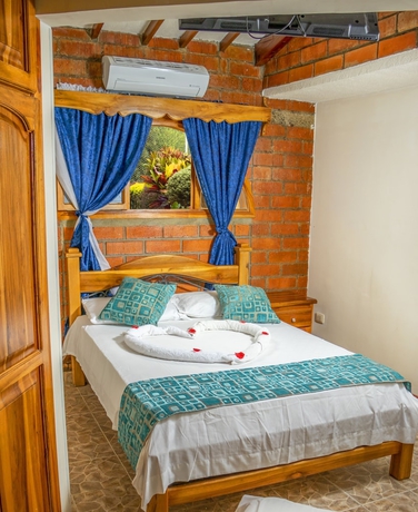 Imagen de la habitación del Hotel hostal san jorge. Foto 2