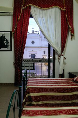 Imagen de los exteriores del Hotel hotel Concordia s.n.c.. Foto 13