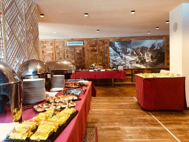 Imagen general del Hotel hotel Forte Carlomagno. Foto 19