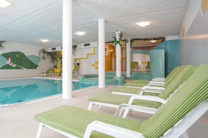 Imagen de la piscina del Hotel hotel Waldheim. Foto 19