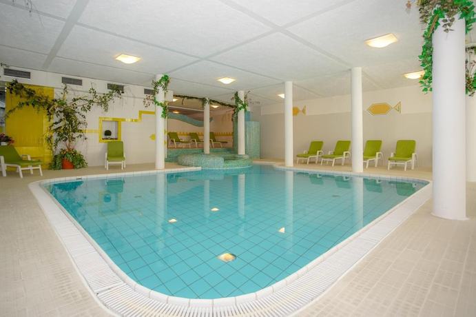 Imagen de la piscina del Hotel hotel Waldheim. Foto 20