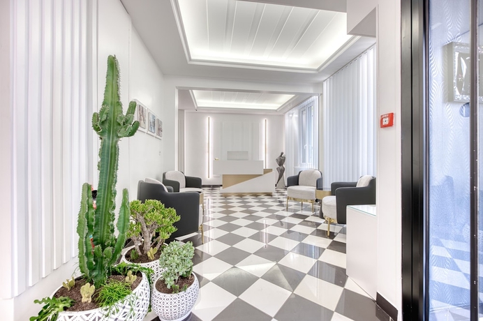 Imagen de los interiores del Hotel hotel camelia. Foto 19