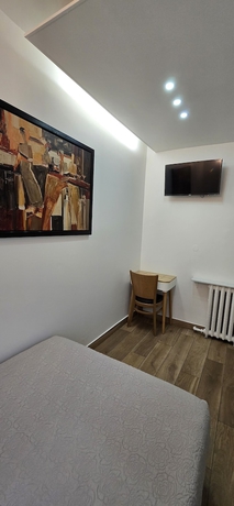 Imagen de la habitación del Hotel hotel camelia. Foto 10