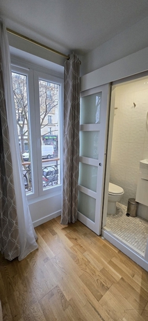 Imagen de la habitación del Hotel hotel camelia. Foto 17