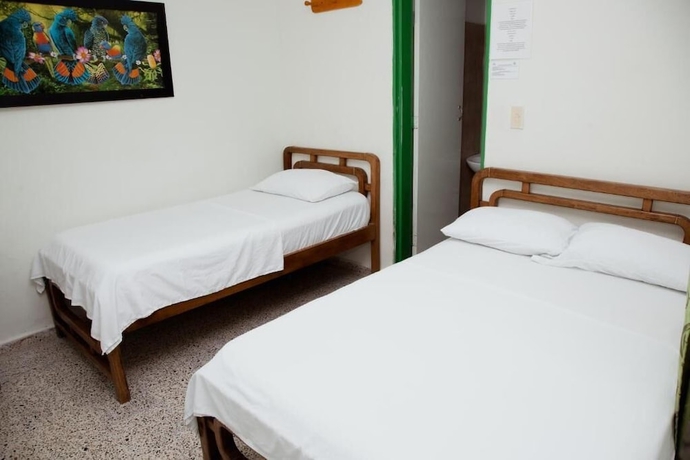 Imagen de la habitación del Hotel hotel casa verde Guatap&eacute;. Foto 7