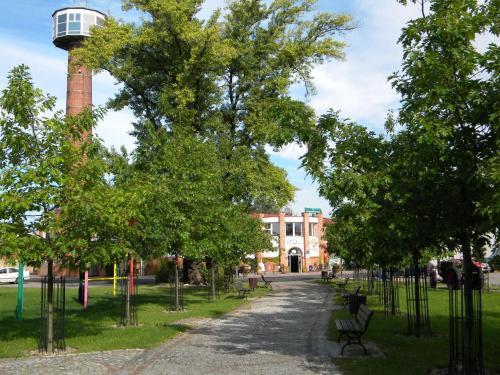 Imagen de los exteriores del Hotel hotel kosmonauty wrocław-airport. Foto 11