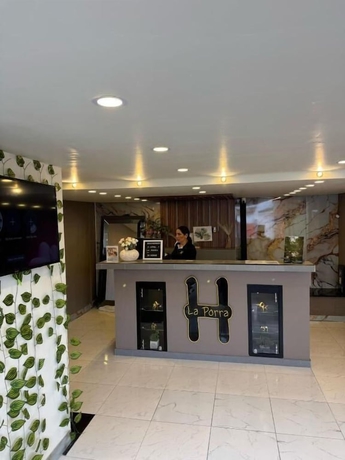 Imagen de los interiores del Hotel hotel la porra. Foto 15