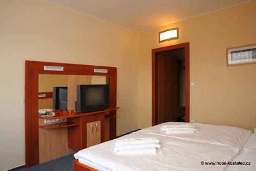 Imagen de la habitación del Hotel hotel l&aacute;zně kostelec. Foto 4