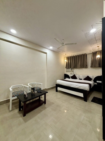 Imagen de la habitación del Hotel hotel mahamaya. Foto 5