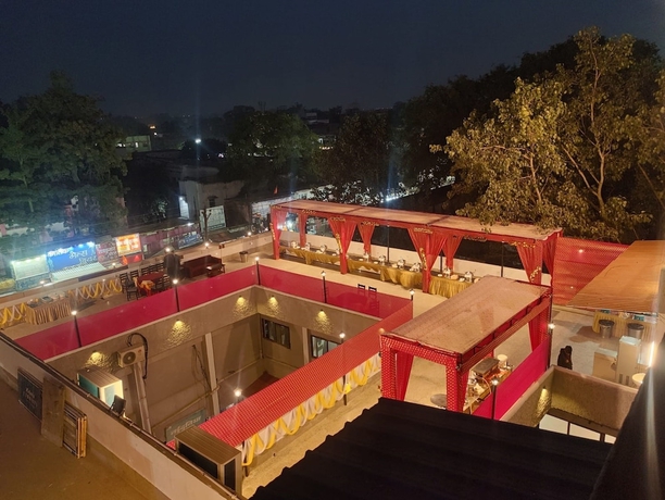 Imagen de la habitación del Hotel hotel mahamaya. Foto 10