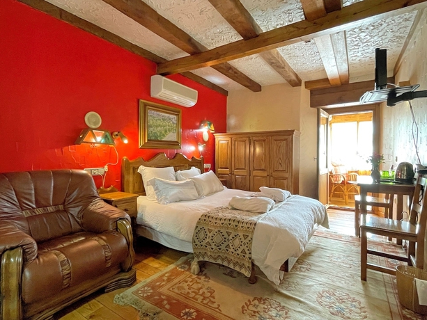 Imagen de la habitación del Hotel hotel peruskenea. Foto 3