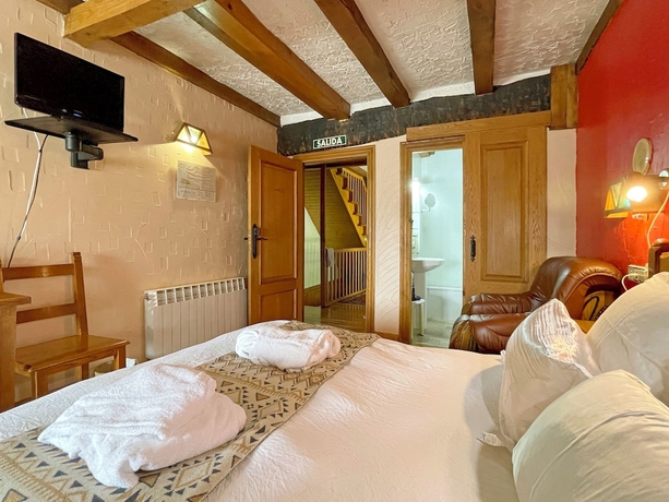 Imagen de la habitación del Hotel hotel peruskenea. Foto 9