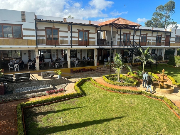 Imagen general del Hotel hotel pliosaurio campestre. Foto 1