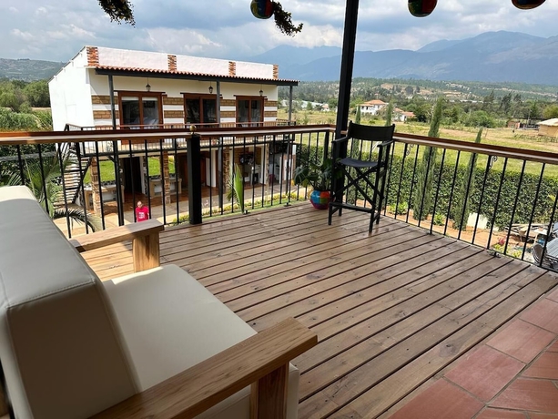 Imagen de los exteriores del Hotel hotel pliosaurio campestre. Foto 18