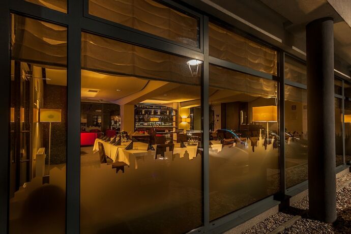 Imagen del bar/restaurante del Hotel hotel poznański a2. Foto 4