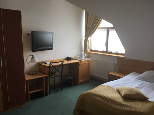 Imagen de la habitación del Hotel hotel slunečn&iacute; dvůr. Foto 10